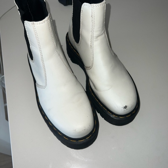 White DR MARTEN - Picture 3 of 4